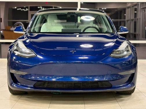 2019 Tesla Model 3 Performance