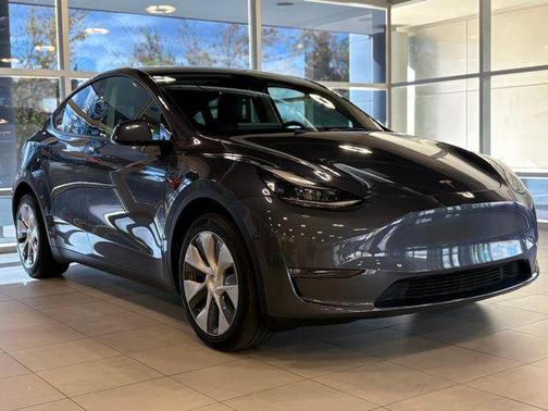 2023 Tesla Model Y Long Range AWD