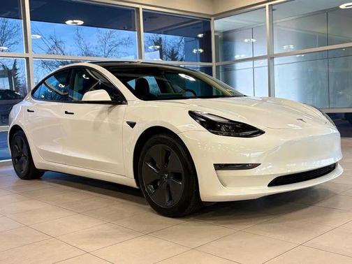 2023 Tesla Model 3 Standard Range