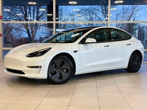 2023 Tesla Model 3 Standard Range
