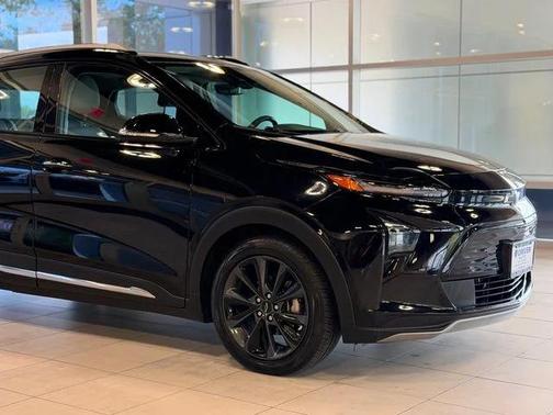 Mosaic Black Metallic 2022 Chevrolet Bolt EUV FWD Premier
