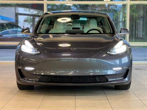 2020 Tesla Model 3 Long Range