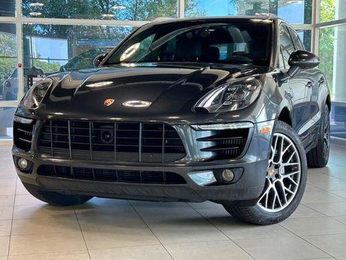 2018 Porsche Macan S