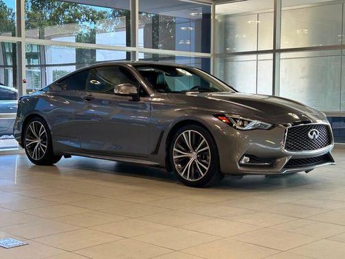 2018 INFINITI Q60 3.0T LUXE