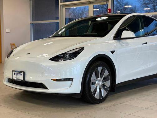 2023 Tesla Model Y Long Range AWD