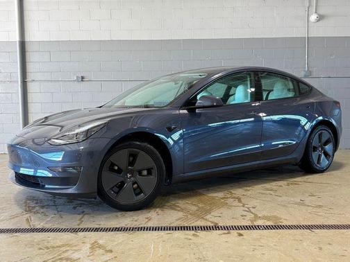 2023 Tesla Model 3 Standard Range