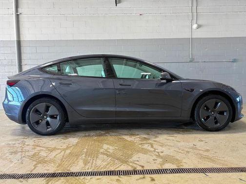 2023 Tesla Model 3 Standard Range