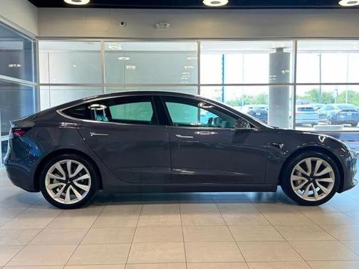 2019 Tesla Model 3 Performance