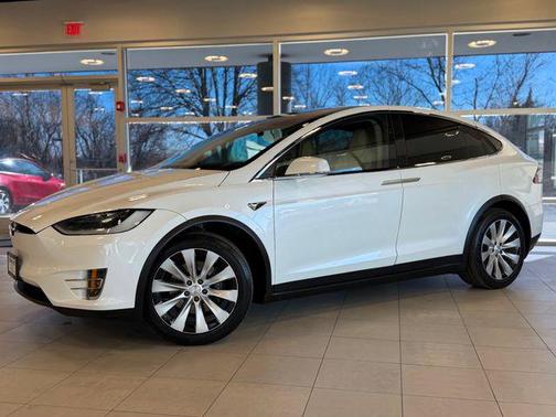 2019 Tesla Model X Long Range