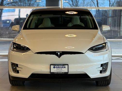 2019 Tesla Model X Long Range