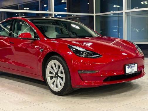 2023 Tesla Model 3 Standard Range