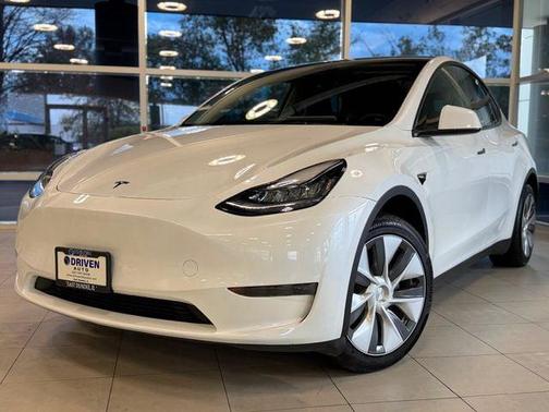 2023 Tesla Model Y Long Range AWD
