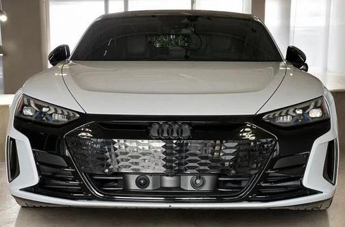 2022 Audi RS e-tron GT quattro