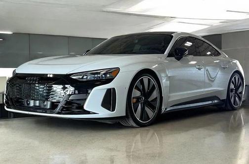 2022 Audi RS e-tron GT quattro