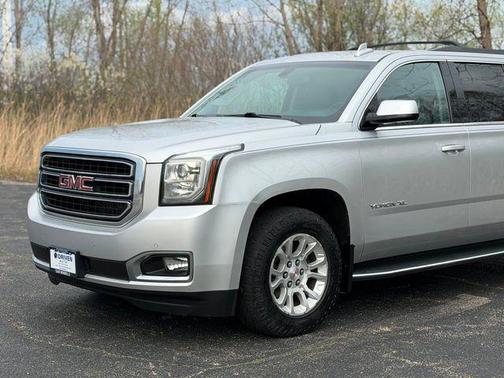 Quicksilver Metallic 2016 GMC Yukon XL SLE