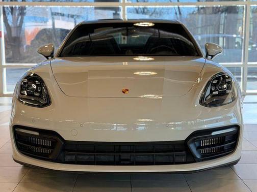 2021 Porsche Panamera 4