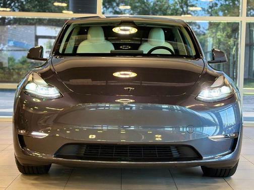 2023 Tesla Model Y Performance Dual Motor All-Wheel Drive