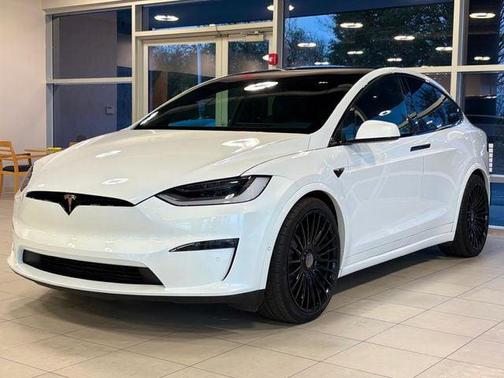 2022 Tesla Model X Plaid Tri Motor All-Wheel Drive