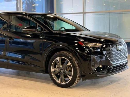 2024 Audi Q4 e-tron Prestige 55 quattro