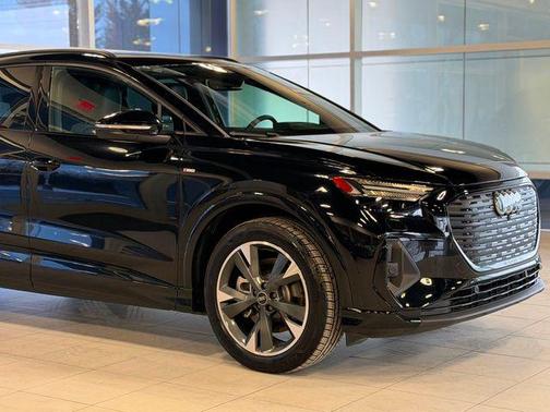 2024 Audi Q4 e-tron Prestige 55 quattro