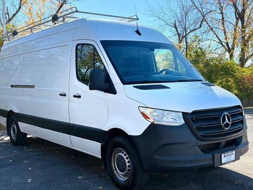 2019 Mercedes-Benz Sprinter 2500 Standard Roof