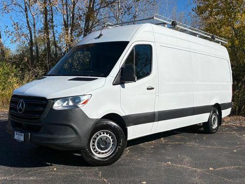 2019 Mercedes-Benz Sprinter 2500 Standard Roof