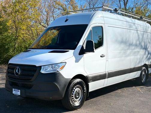 2019 Mercedes-Benz Sprinter 2500 Standard Roof