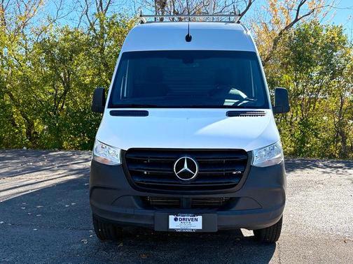 2019 Mercedes-Benz Sprinter 2500 Standard Roof