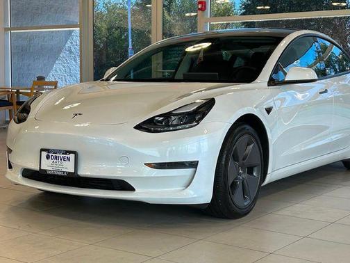 2023 Tesla Model 3 Standard Range
