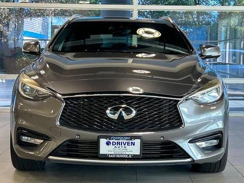 2018 INFINITI QX30 Premium