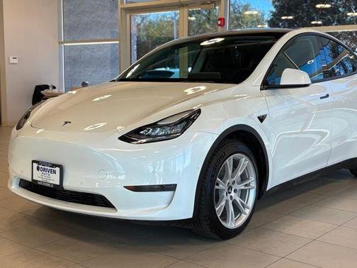 2021 Tesla Model Y Long Range Dual Motor All-Wheel Drive