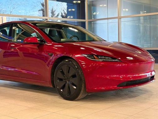 2025 Tesla Model 3 Long Range