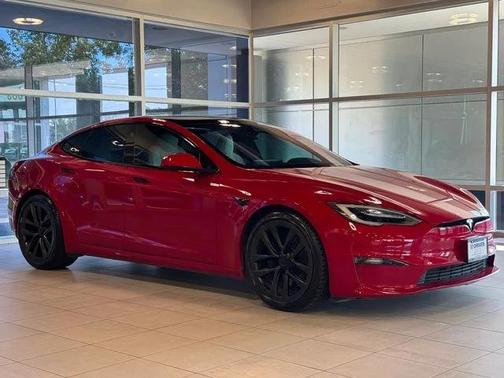 2022 Tesla Model S Plaid