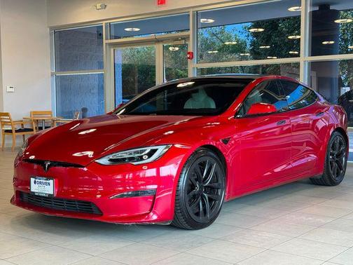 2022 Tesla Model S Plaid