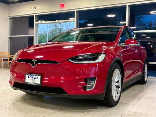 2018 Tesla Model X 75D AWD