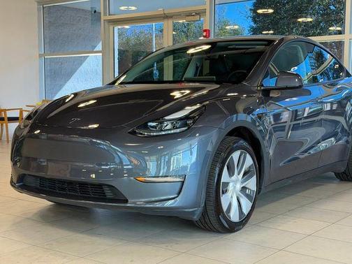 2023 Tesla Model Y AWD