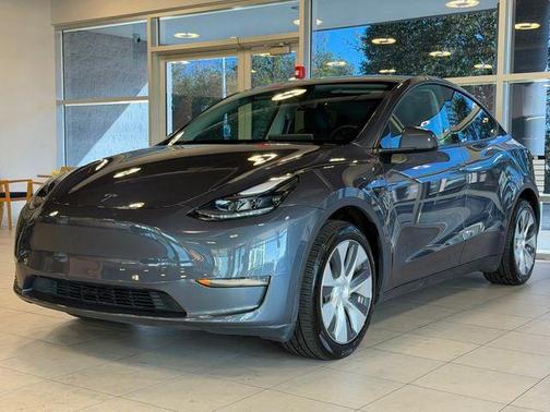 2023 Tesla Model Y AWD