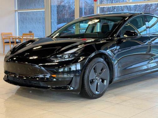 2023 Tesla Model 3 Standard Range