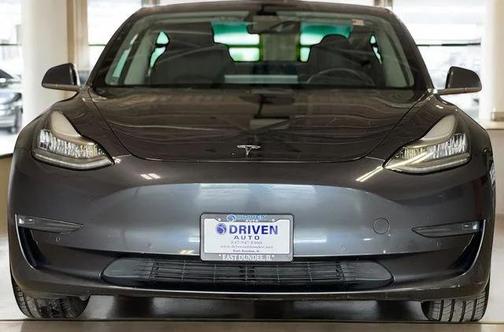 2020 Tesla Model 3 Standard Range Plus