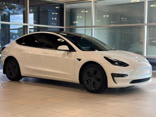2023 Tesla Model 3 Standard Range
