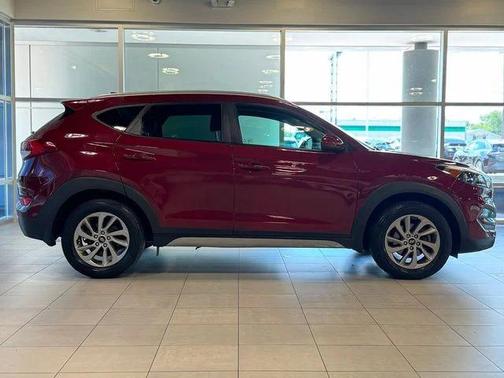 2018 Hyundai TUCSON SEL