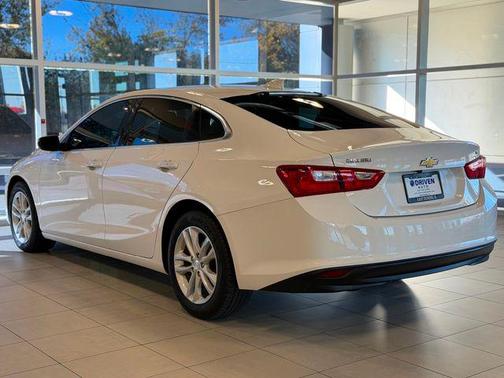 2017 Chevrolet Malibu 1LT