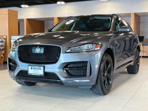 2018 Jaguar F-PACE 25t R-Sport