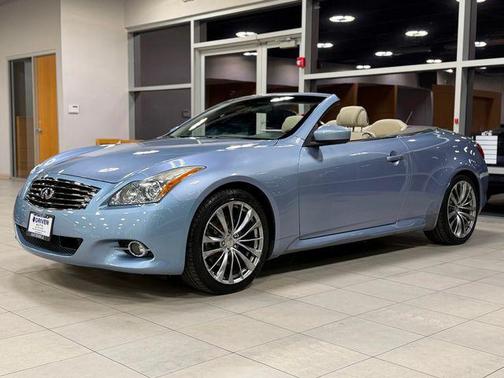 2011 INFINITI G37 Base