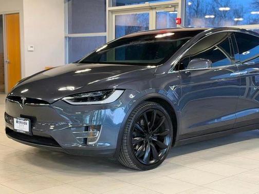 2017 Tesla Model X 90D