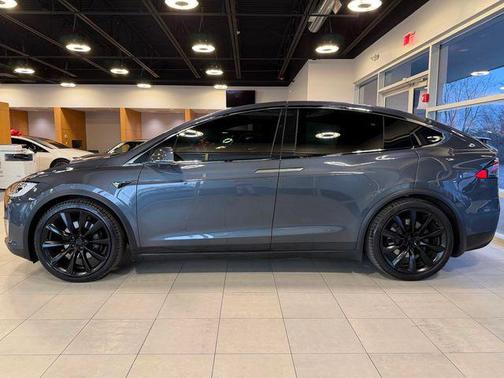 2017 Tesla Model X 90D