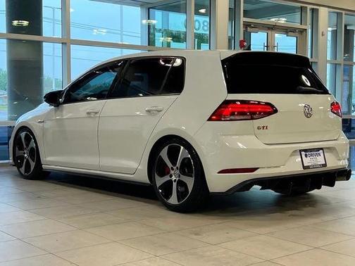 2019 Volkswagen Golf GTI 2.0T S 4-Door