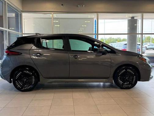 2023 Nissan Leaf SV PLUS 60 kWh