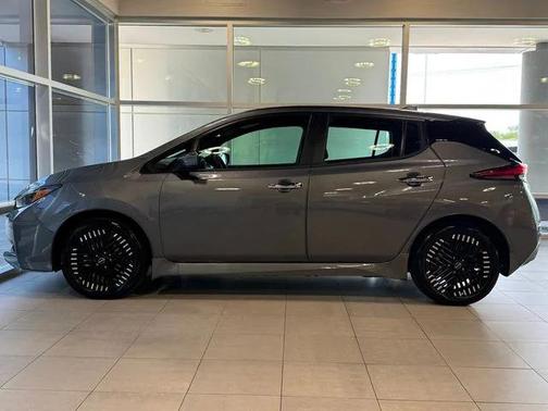 2023 Nissan Leaf SV PLUS 60 kWh