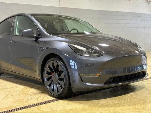 2024 Tesla Model Y Performance Dual Motor All-Wheel Drive